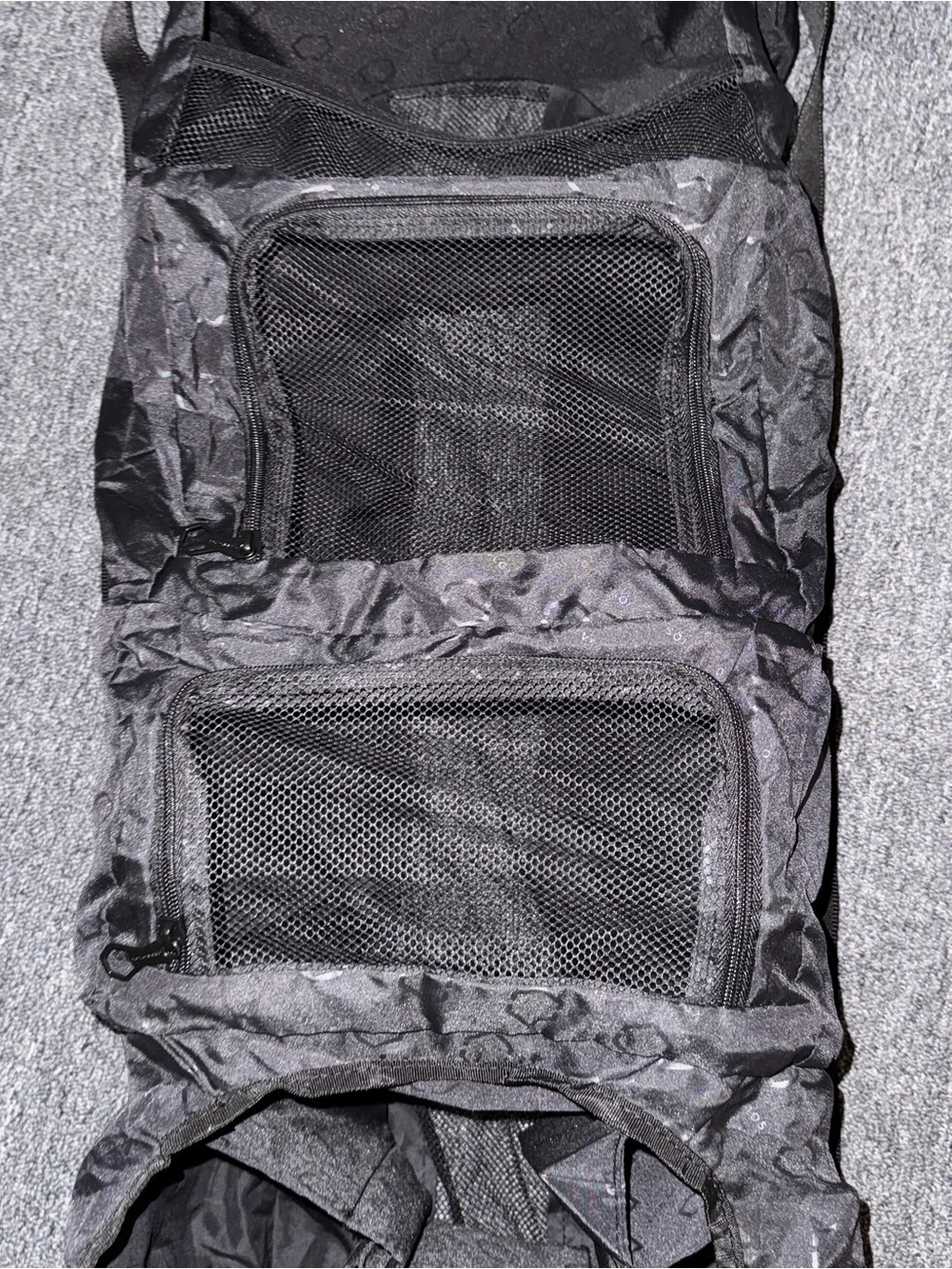 Solgaard Men’s Black Travel Organizer Hanging Garment Bag